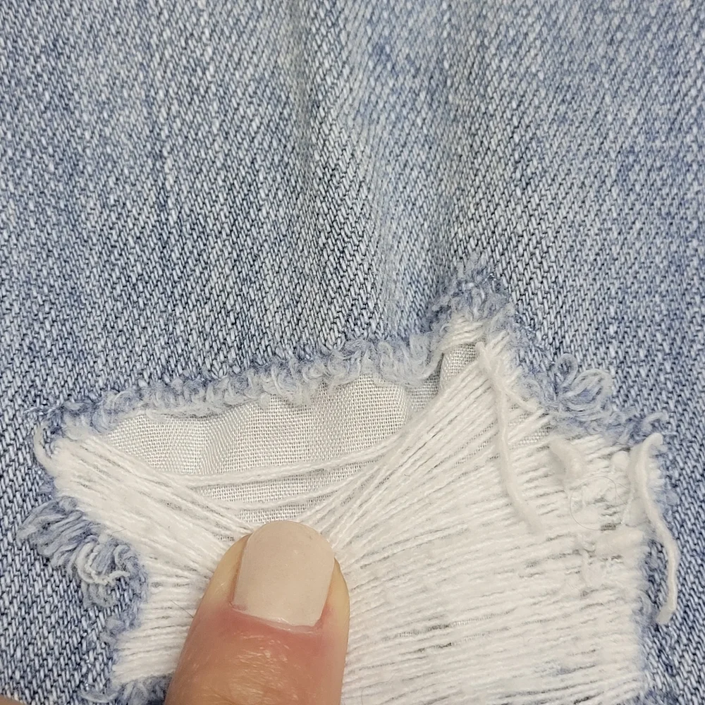 White House Black Market destructed girlfriend jean bermuda shorts - Picture 11 of 15